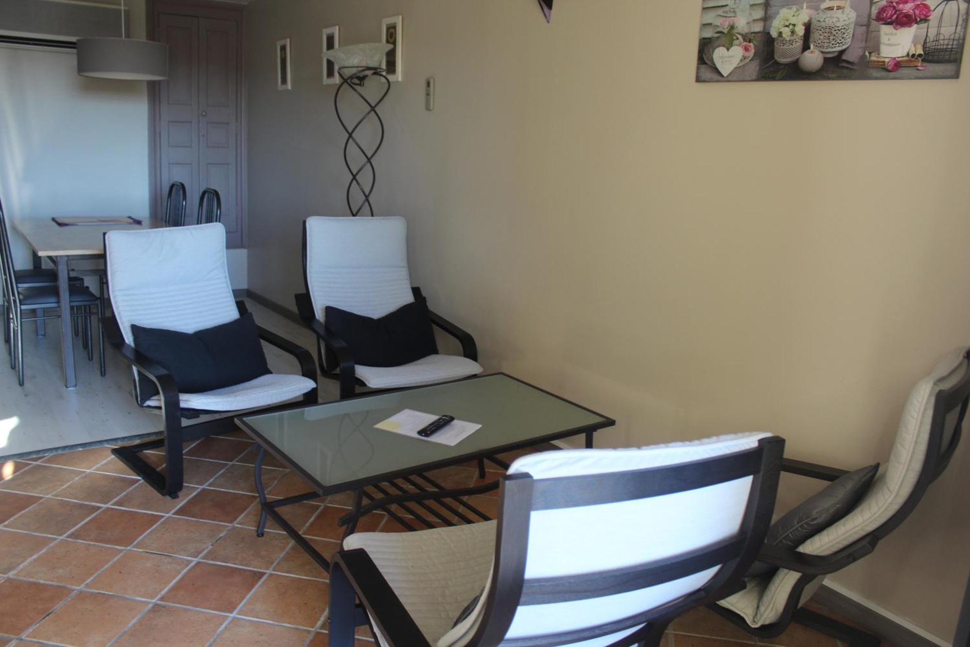 Mas Auroma Acomodação com café da manhã Murs  Quarto foto